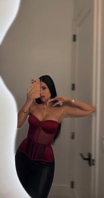 Amanda - Photo 1