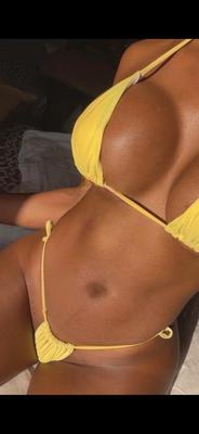 Ashley - Photo 10