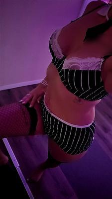 Emma - Photo 2
