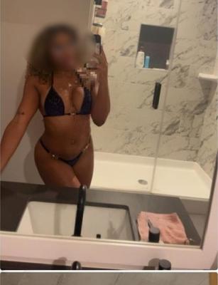 Leslie - Photo 1