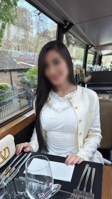 Sabrina - Photo 19