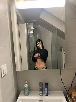 Sayuri - Photo 1